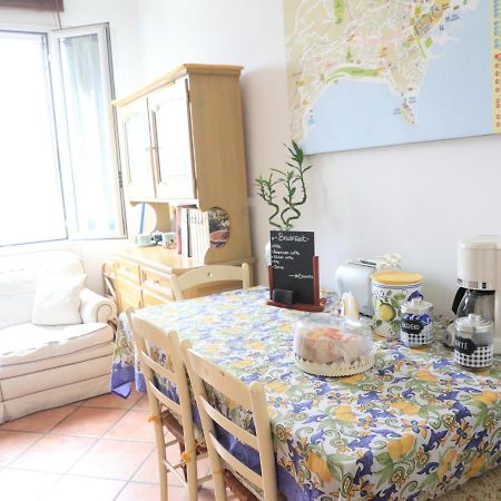 Bernadette Bed & Breakfast Naples Luaran gambar